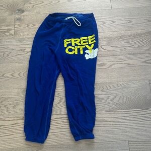 Free city women XS sweatpants